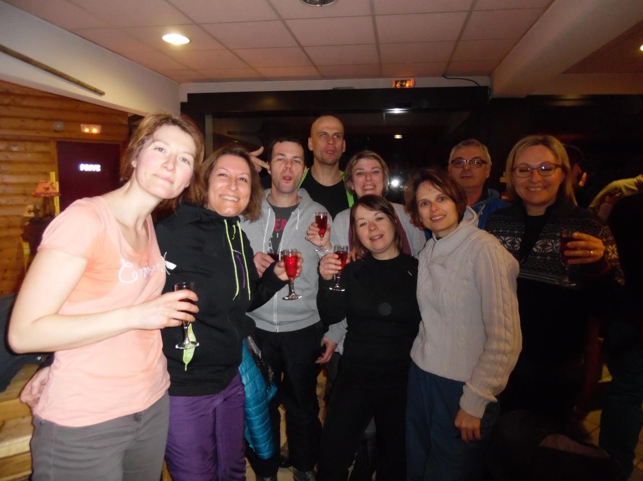2017 25/02 Un groupe lors du kir d'accueil au chatillon